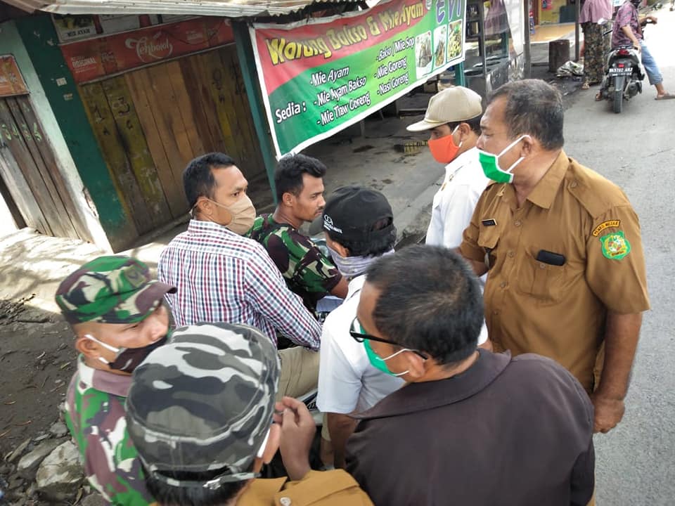PELAKSANAAN RAZIA MASKER TERHADAP MASYARAKAT KECAMATAN MEDAN LABUHAN